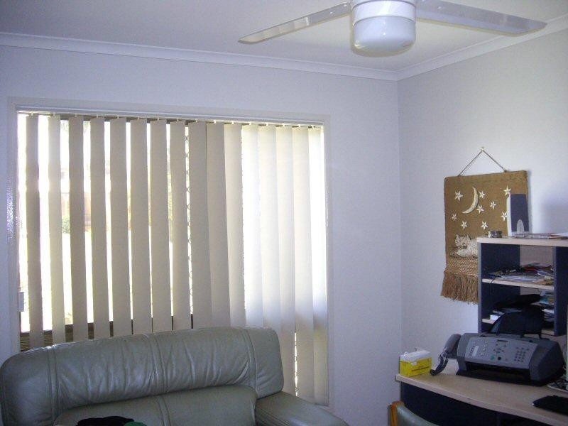 5 Preston Street, Point Vernon QLD 4655