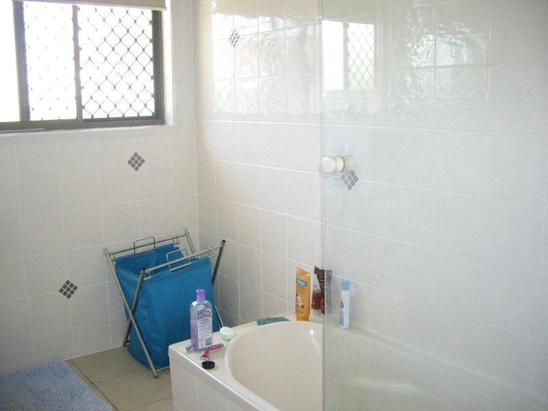 5 Preston Street, Point Vernon QLD 4655