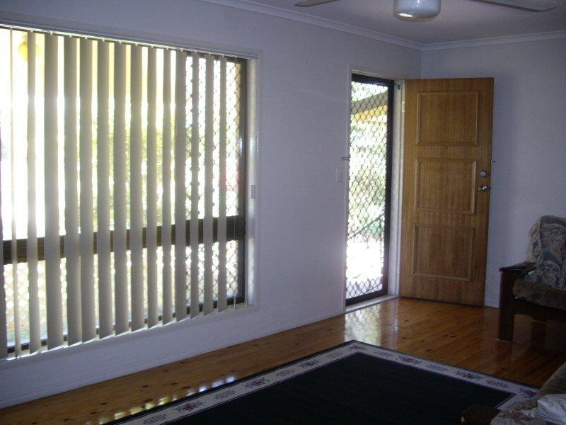 5 Preston Street, Point Vernon QLD 4655