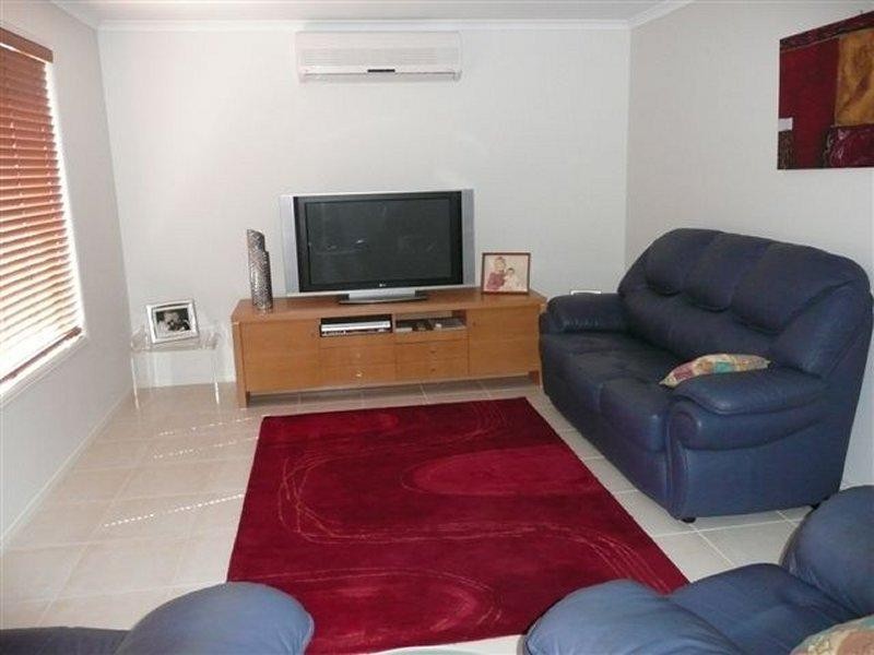 26 Gunsynd Way, Point Vernon QLD 4655
