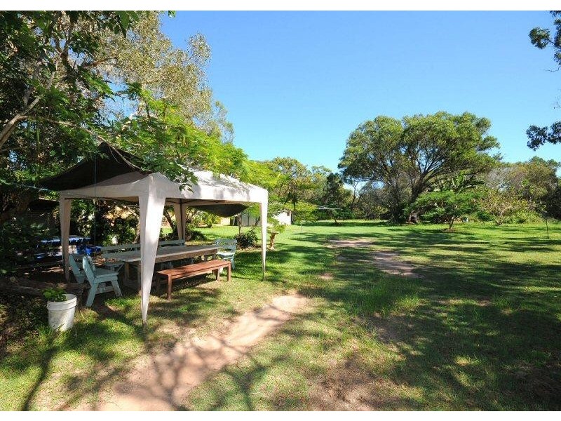 17 Senorita Parade, Urangan QLD 4655