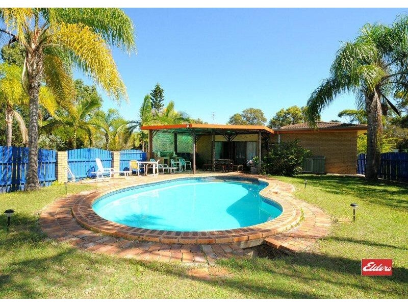 17 Senorita Parade, Urangan QLD 4655