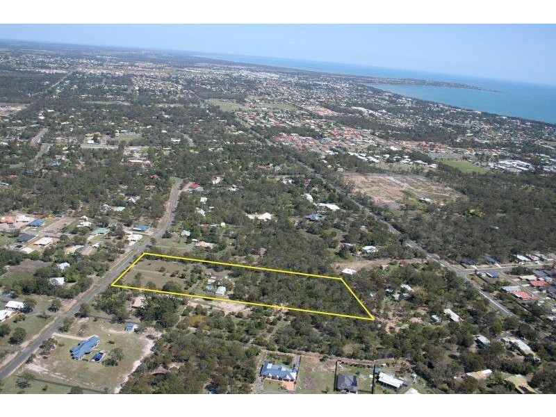 17 Senorita Parade, Urangan QLD 4655