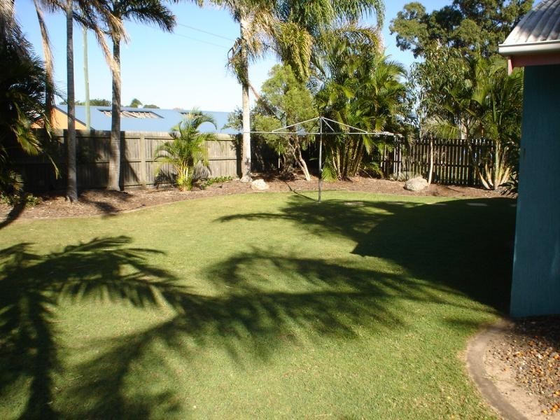 9 Whimbrel Grove, Eli Waters QLD 4655