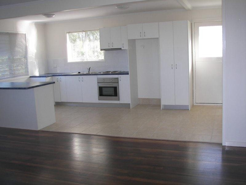 55 Curlew Terrace, River Heads QLD 4655