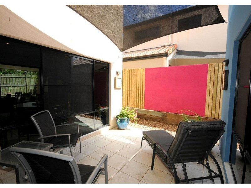 Unit 13/2 Barnstaple Street, Torquay QLD 4655