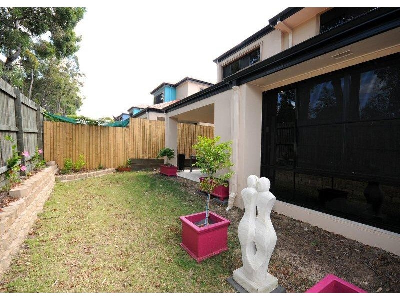 Unit 13/2 Barnstaple Street, Torquay QLD 4655