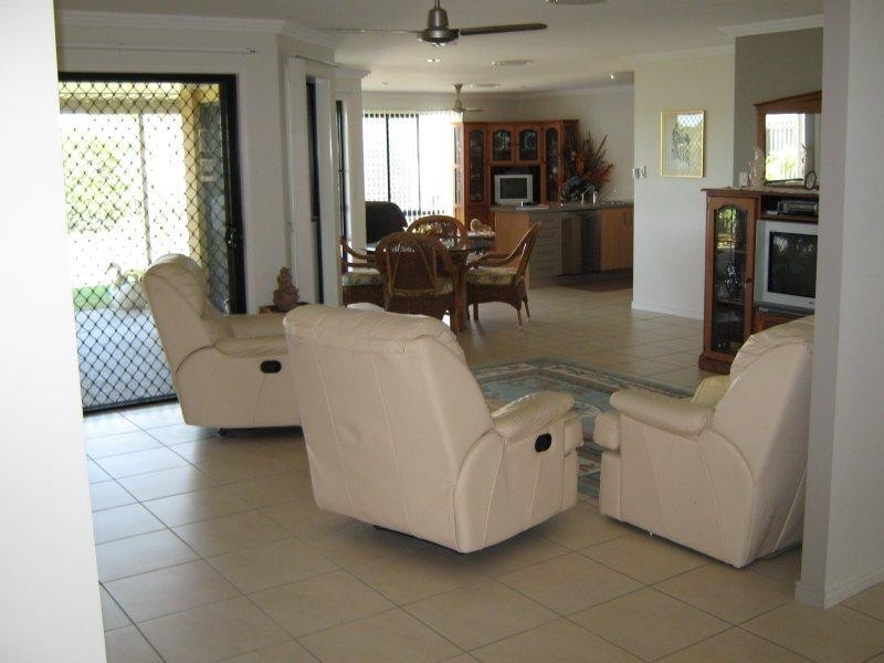 6 Glengarry Court, Kawungan QLD 4655