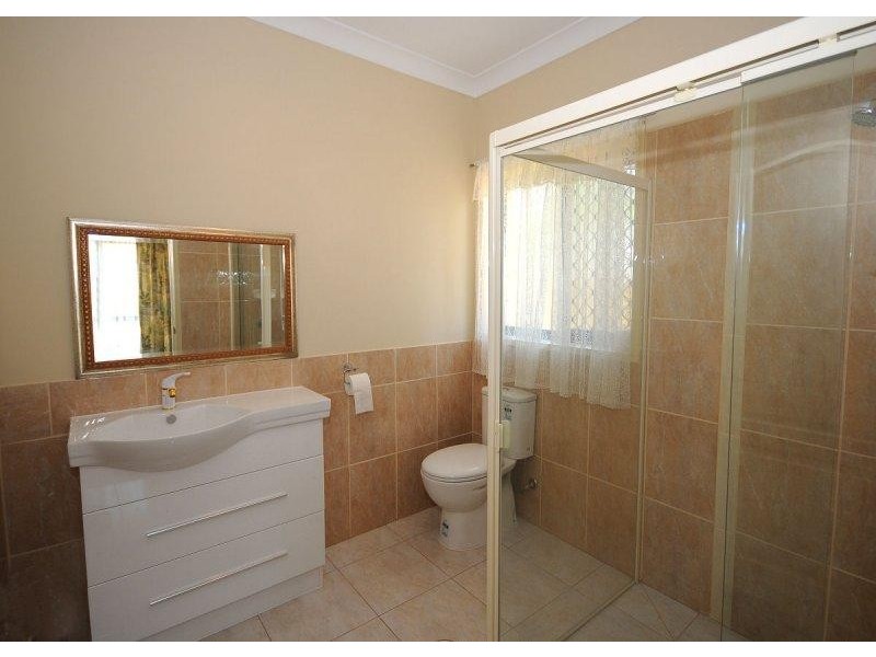 8 Stringybark Drive, Urangan QLD 4655