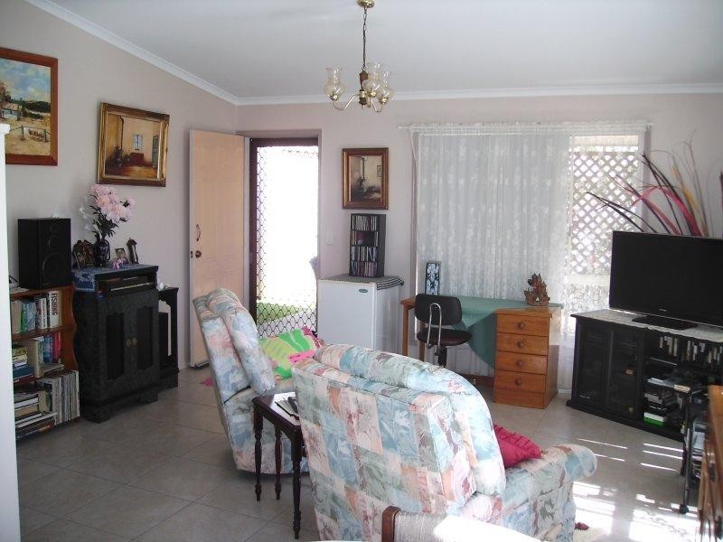 779 Boat Harbour Drive, Urangan QLD 4655