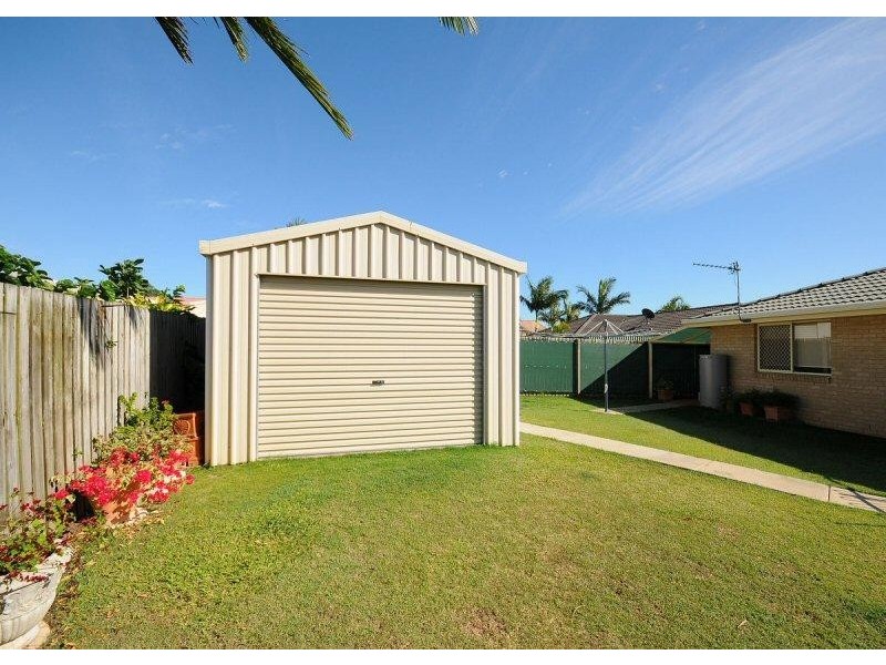 8 Delmo Court, Urraween QLD 4655