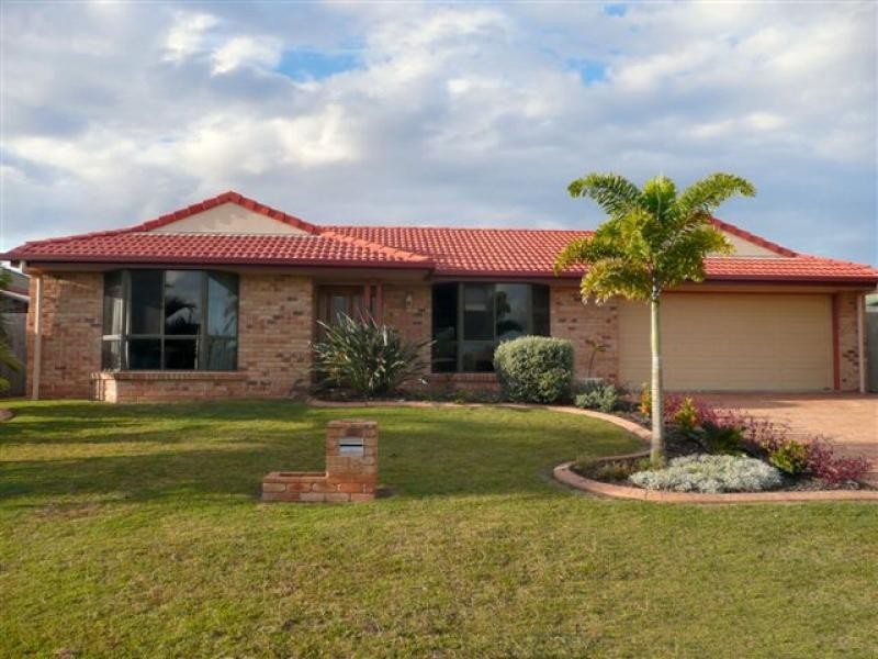 18 Hyperno Road, Point Vernon QLD 4655