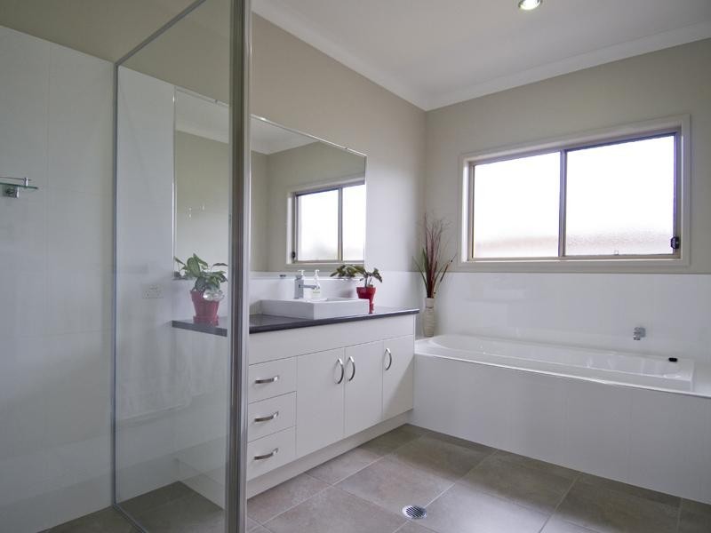 14 Oceanblue Boulevard, Pialba QLD 4655