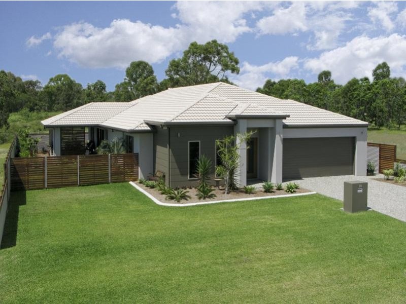 14 Oceanblue Boulevard, Pialba QLD 4655
