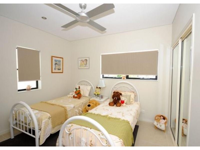 Apartment 17/558 Esplanade, Urangan QLD 4655