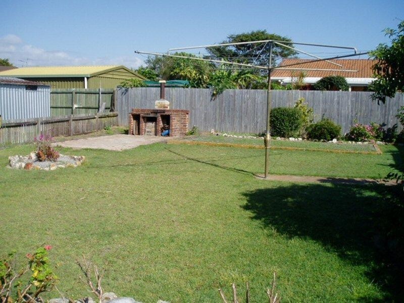 99 Cunningham Street, Urangan QLD 4655
