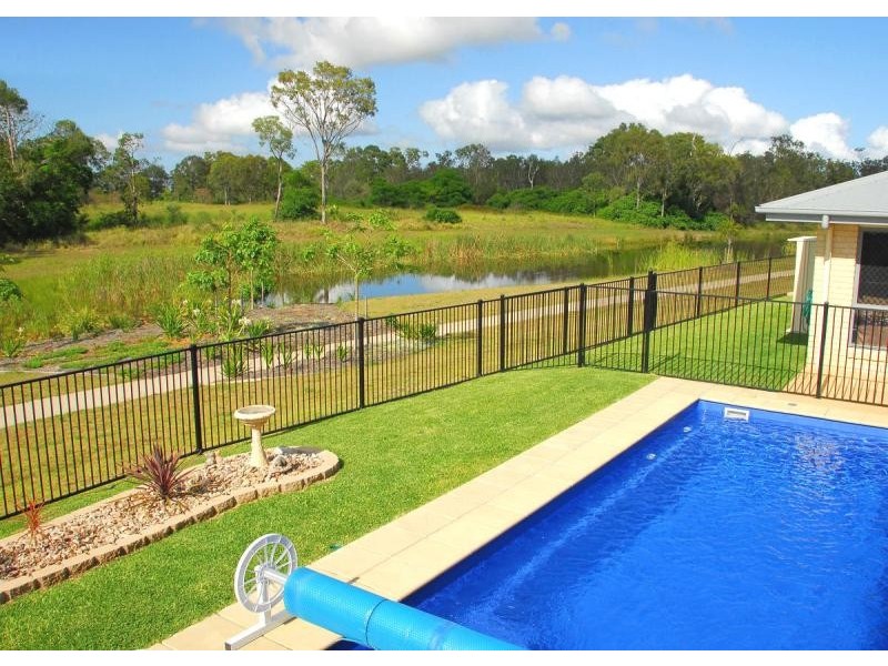 22 Spinnaker Drive, Point Vernon QLD 4655