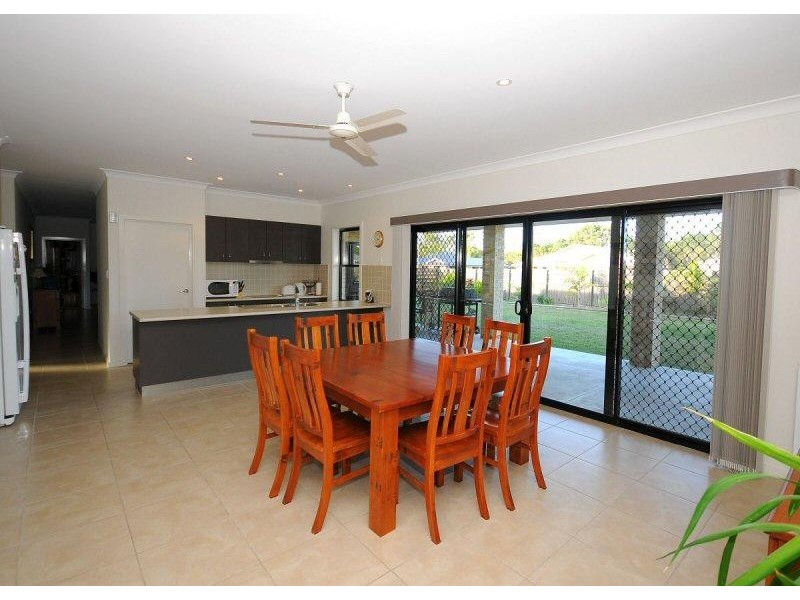 19 Amstal Avenue, Wondunna QLD 4655
