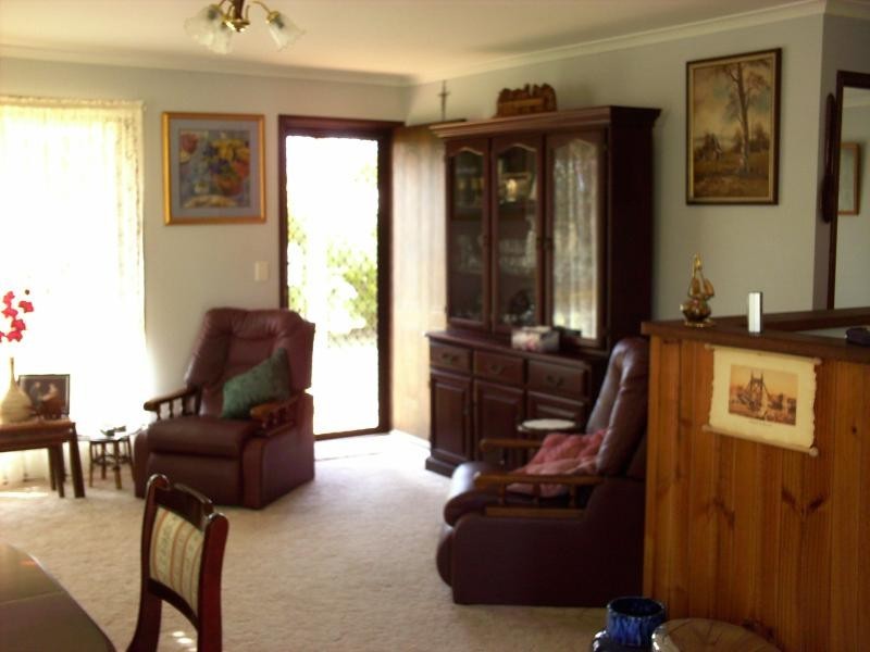 34 William Street, Urangan QLD 4655
