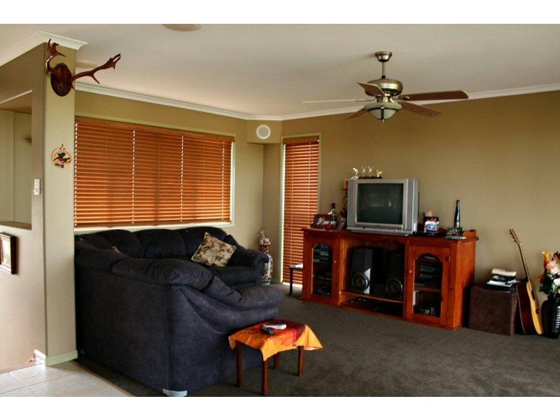 125 Cove Boulevard, River Heads QLD 4655