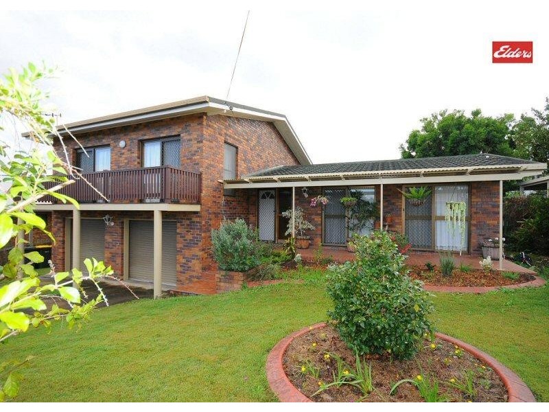 27 Turrum Street, Scarness QLD 4655