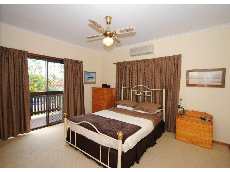 27 Turrum Street, Scarness QLD 4655