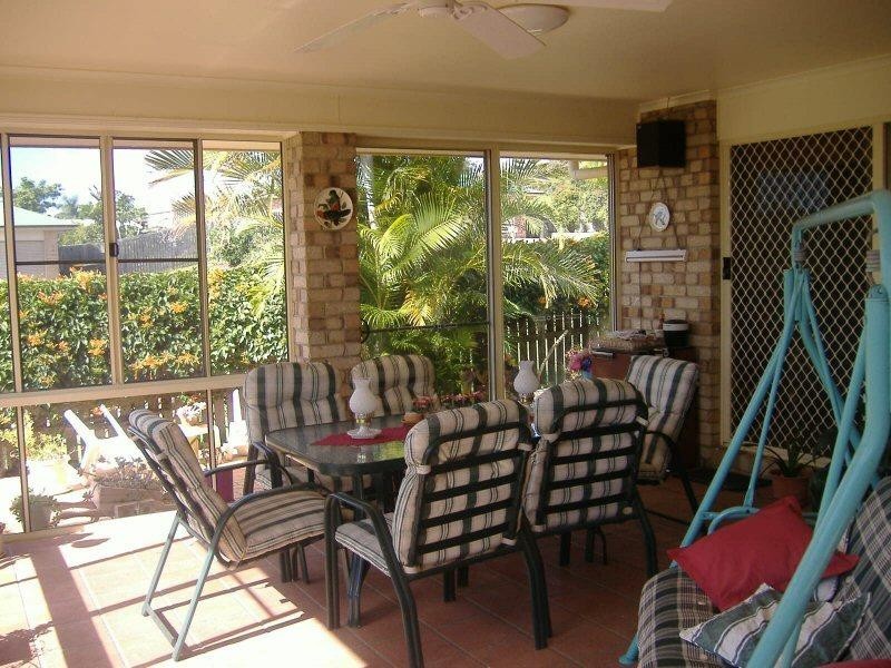 6 Faraday Court, Urraween QLD 4655