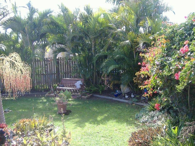 6 Faraday Court, Urraween QLD 4655