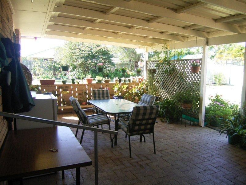 30 Bayrise Drive, Urangan QLD 4655