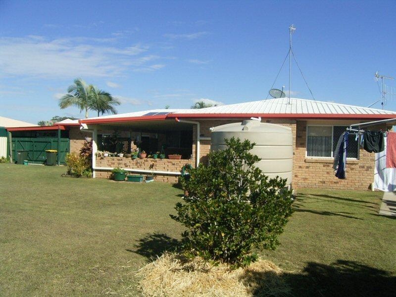 30 Bayrise Drive, Urangan QLD 4655