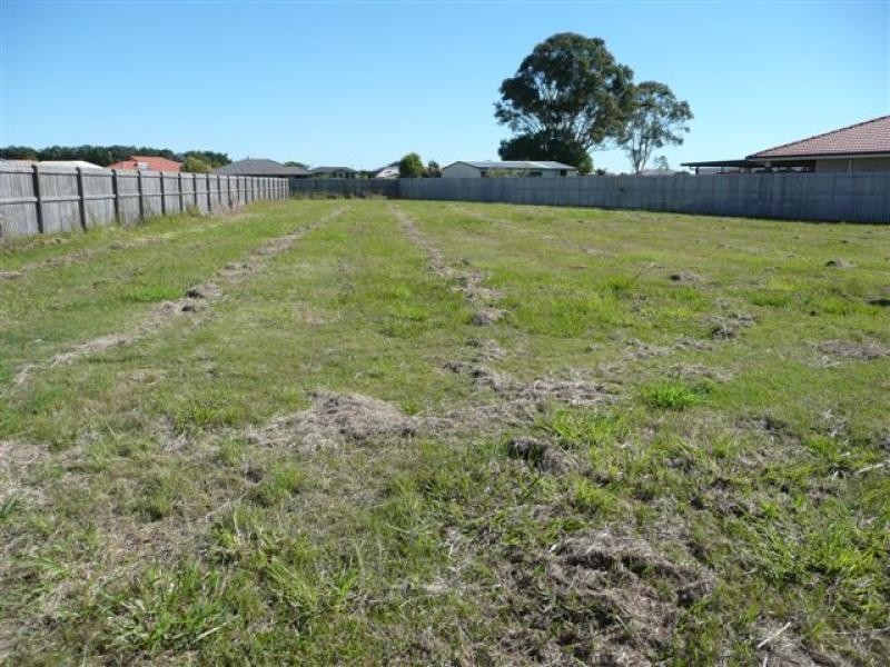 42 St Josephs Drive, Urraween QLD 4655