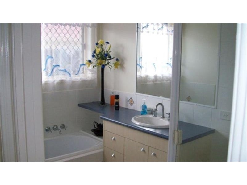 13 Kestrel Court, Eli Waters QLD 4655