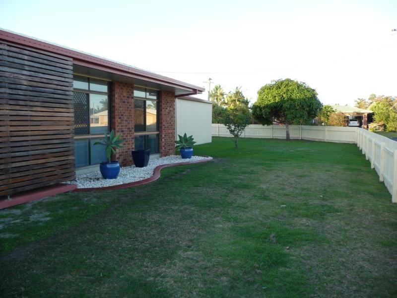 24 Kuruman Street, Scarness QLD 4655