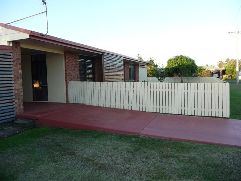 24 Kuruman Street, Scarness QLD 4655