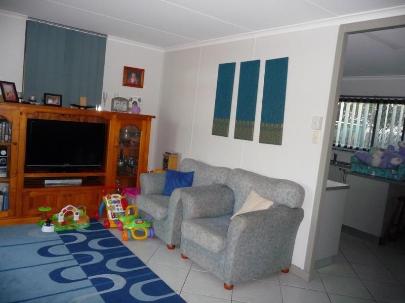 24 Kuruman Street, Scarness QLD 4655