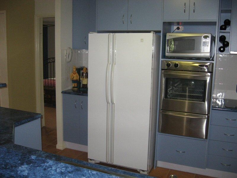 4 Neisler Court, Urraween QLD 4655