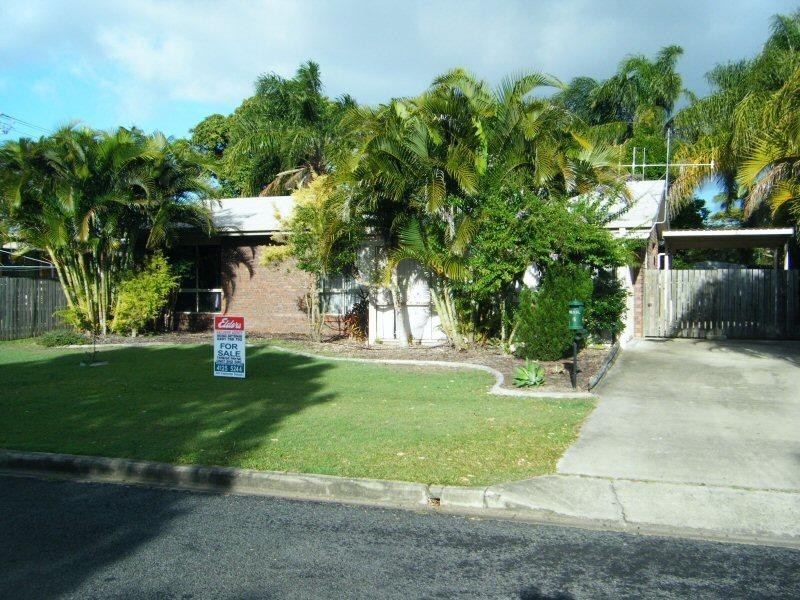 4 Snow Street, Torquay QLD 4655