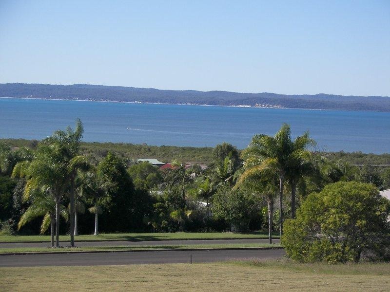 42 Cove Boulevard, River Heads QLD 4655