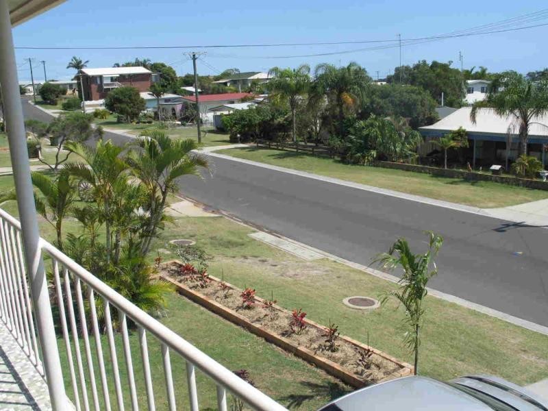 42 John Street, Scarness QLD 4655