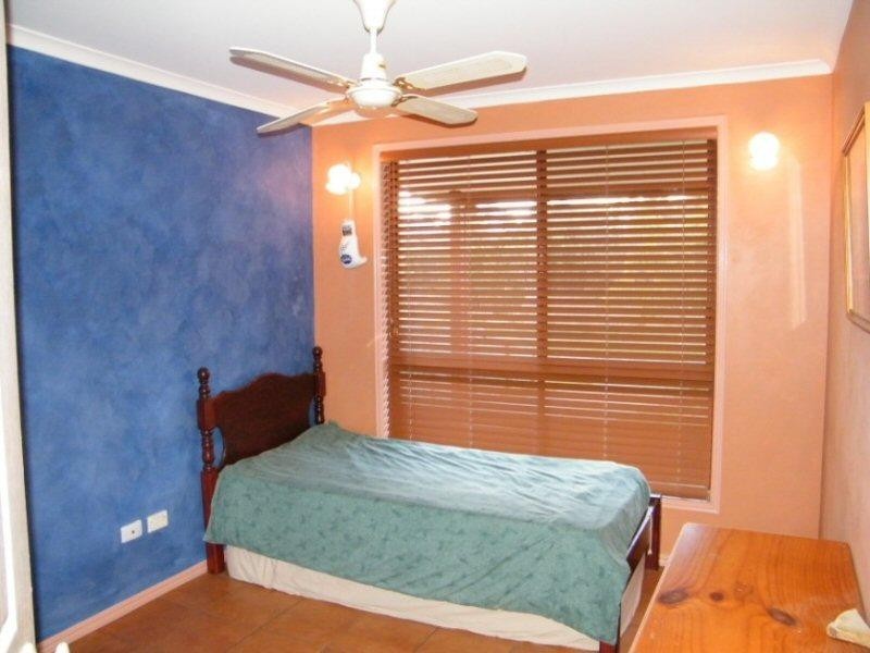 10 Daydream Court, Kawungan QLD 4655