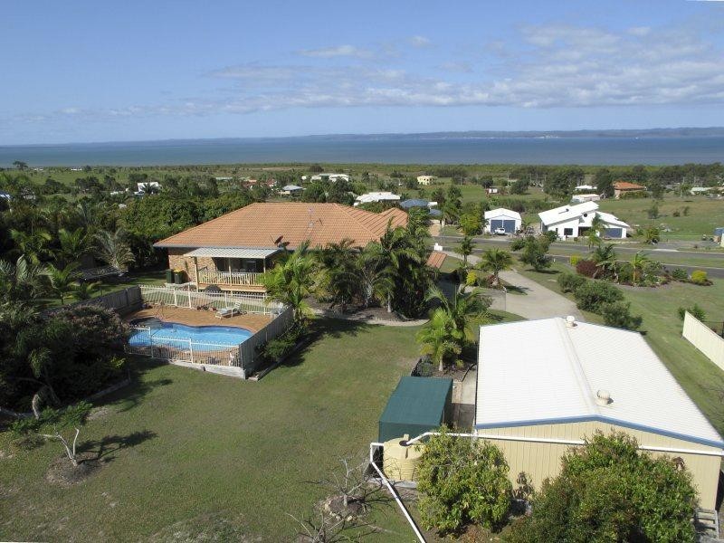 22 Cove Boulevard, River Heads QLD 4655