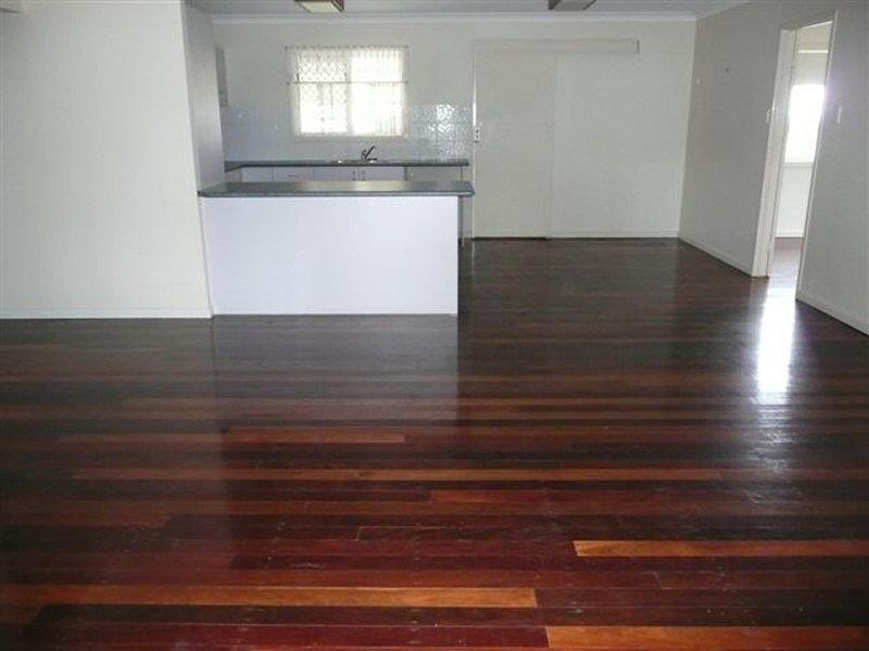 464 Esplanade, Torquay QLD 4655