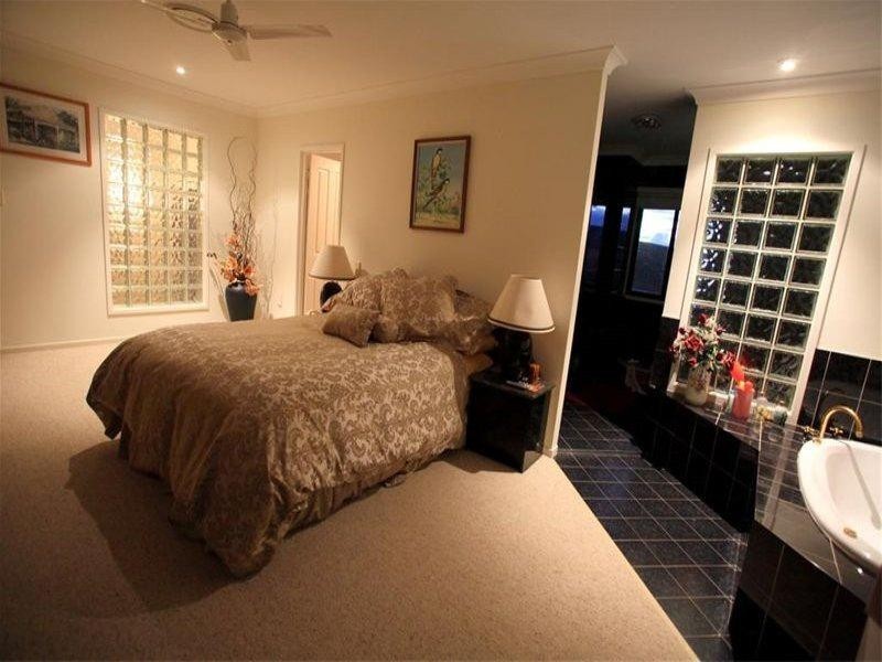 16 Swissalp Drive, Urraween QLD 4655