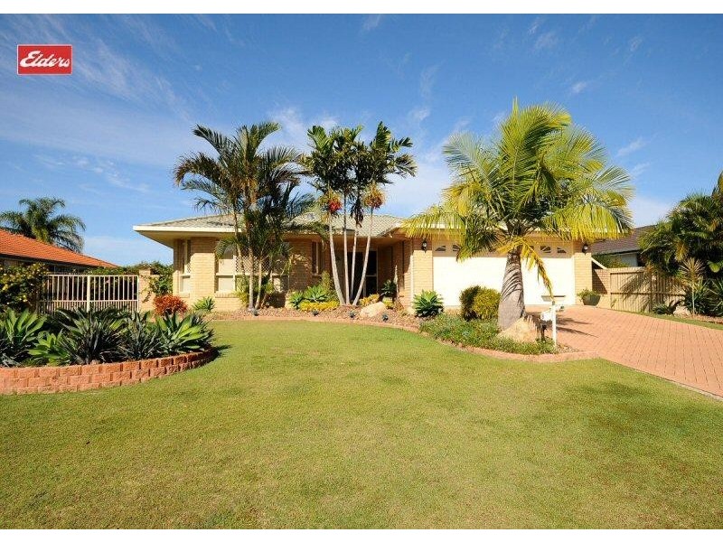 8 Delmo Court, Urraween QLD 4655
