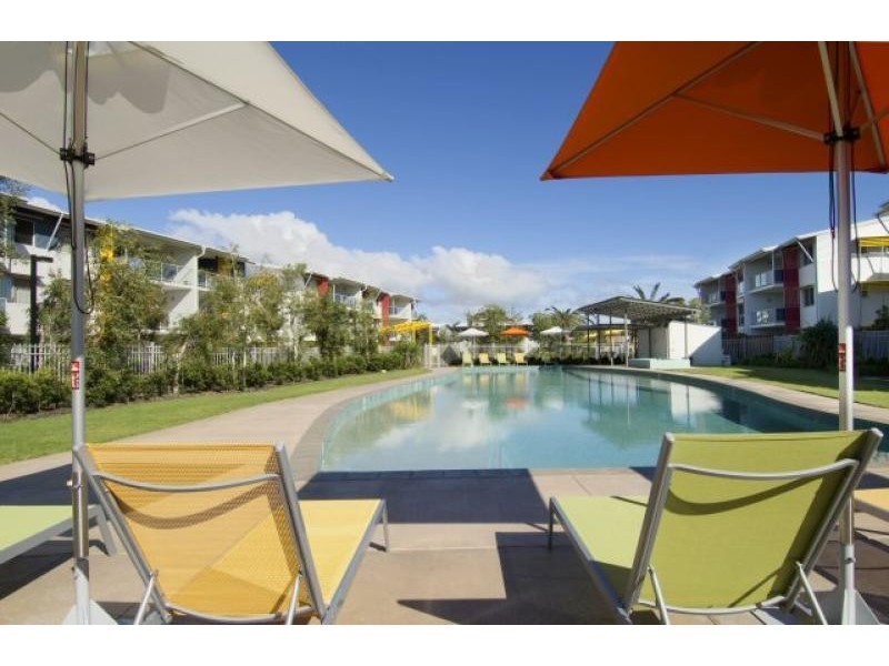 68 Pulgul Street, Urangan QLD 4655