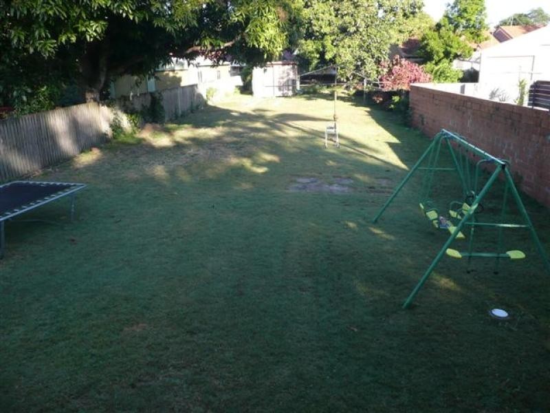 7 Pine Street, Torquay QLD 4655