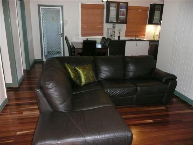 7 Pine Street, Torquay QLD 4655