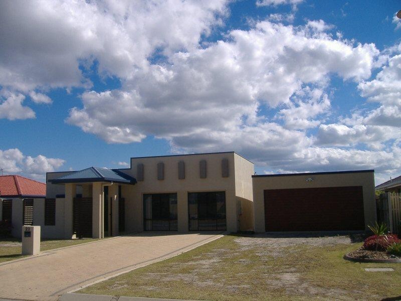 23 Lady Nelson Drive, Eli Waters QLD 4655