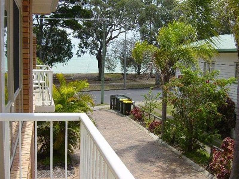 Unit 2/489 Esplanade, Torquay QLD 4655