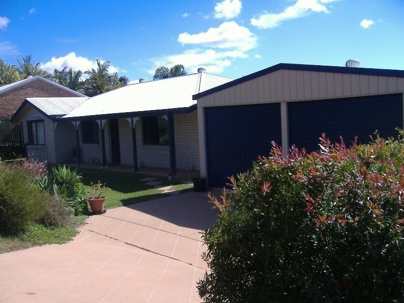 27 Johnston Boulevard, Urraween QLD 4655